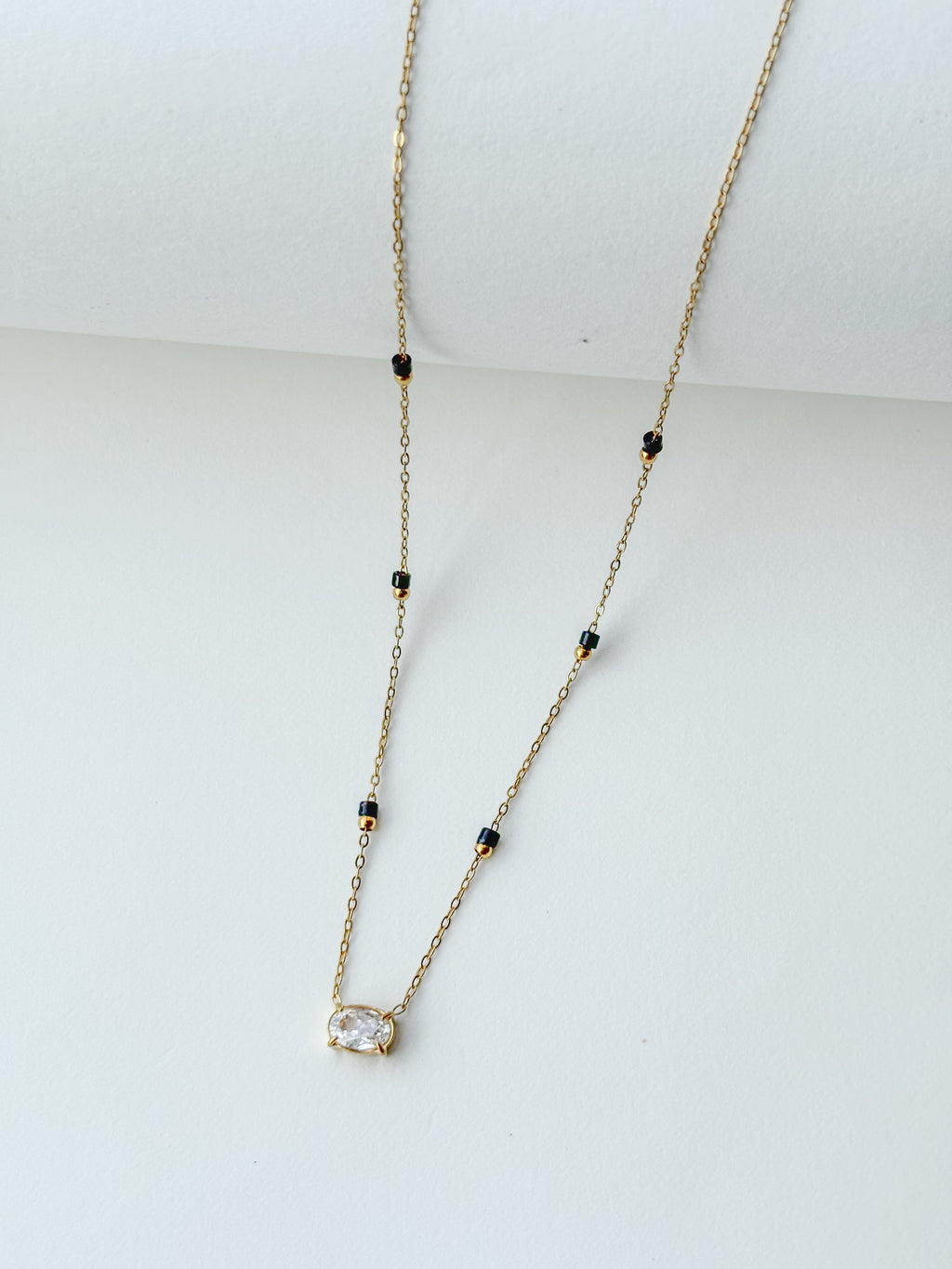 The round Crystal Demifine Mangalsutra i