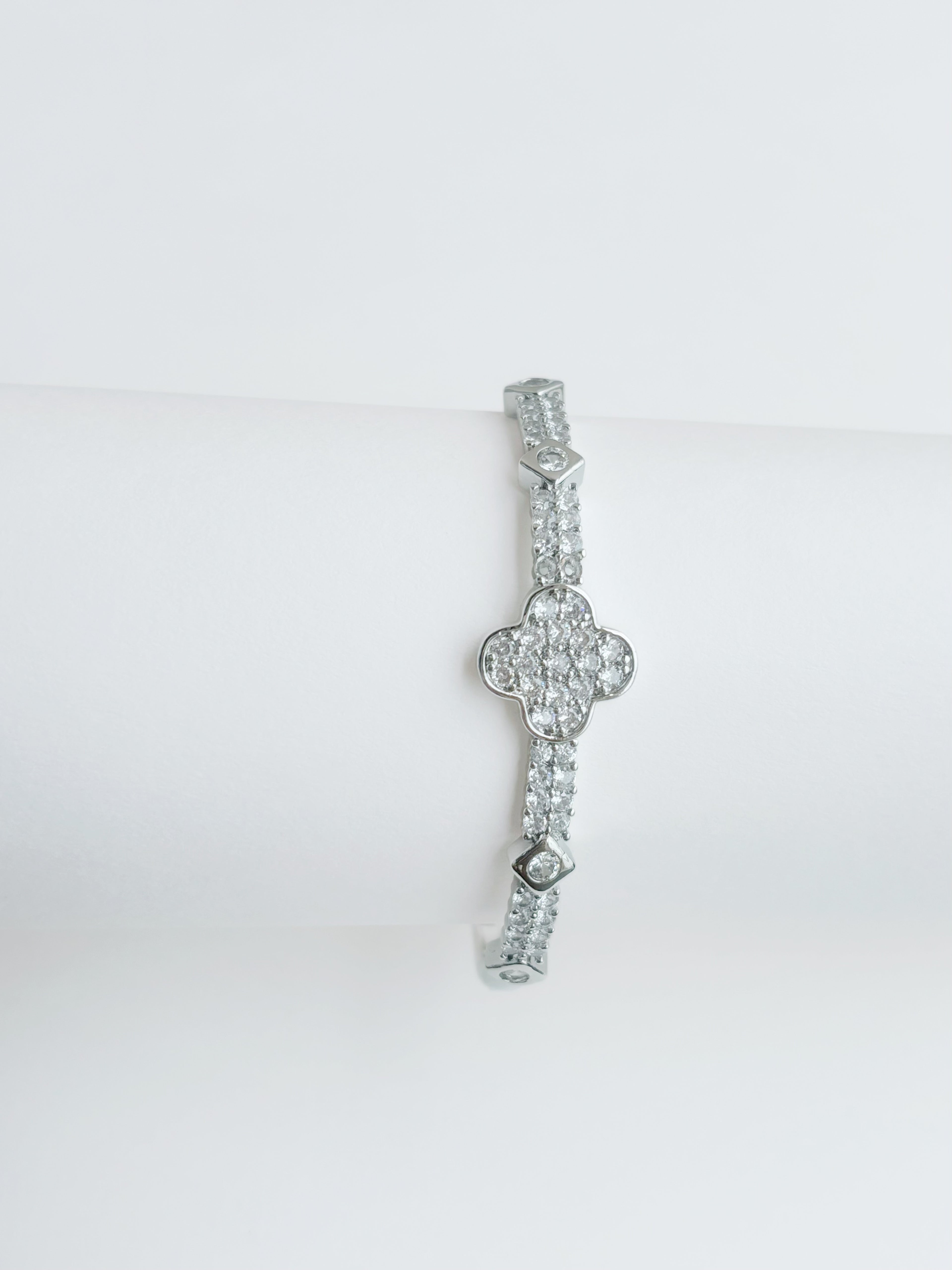 Silver Magic Kara-Free Size