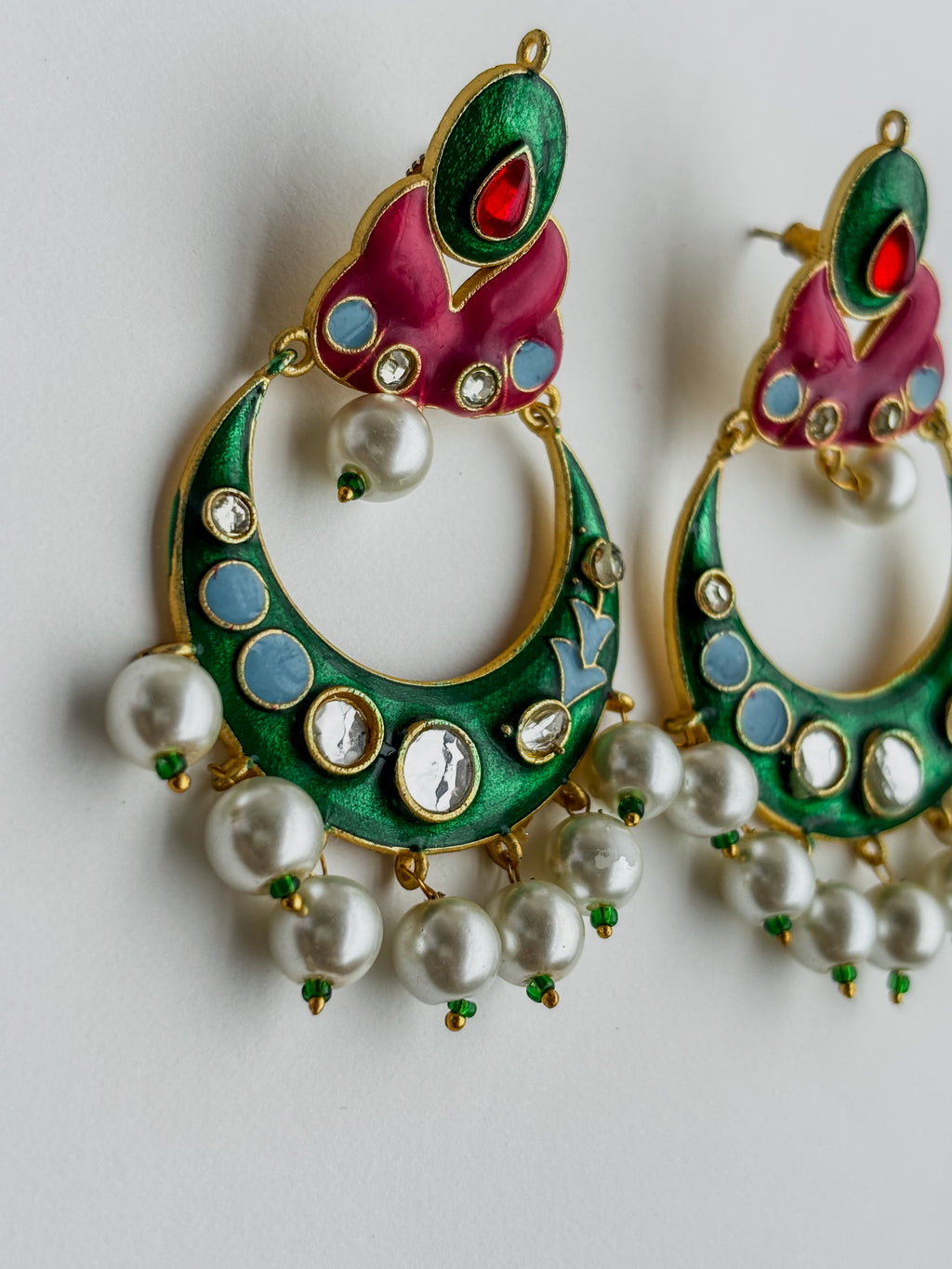 Noor Meenakari Chandbali