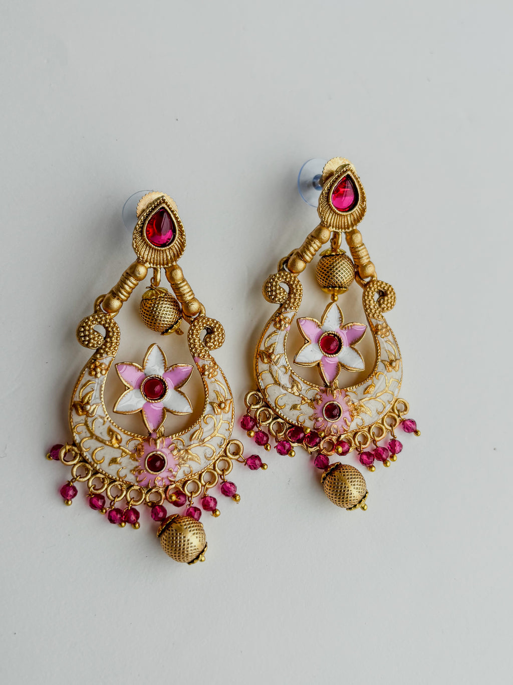 Noor Meenakari Chandbali