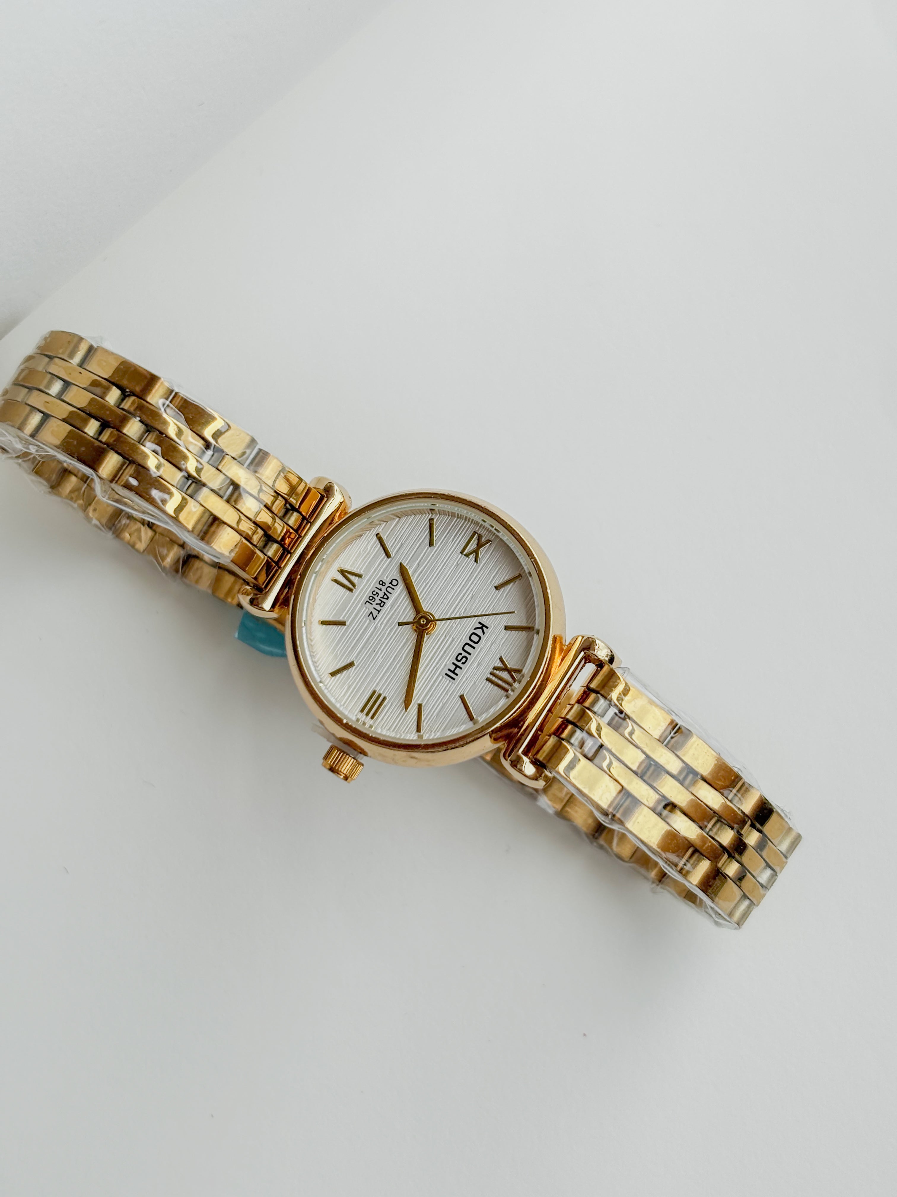 The Rich Auntie Watch